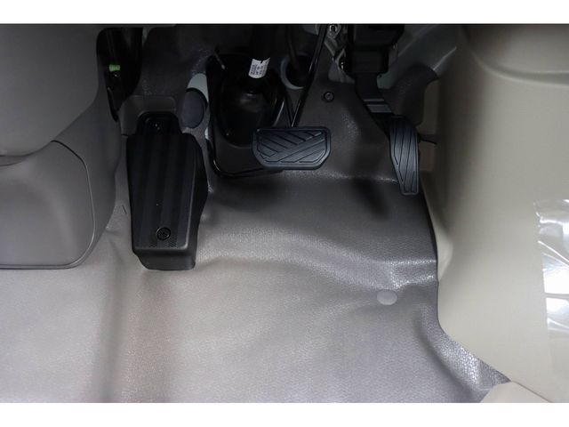 SUZUKI EVERY VAN 4WD 2025 Image 31