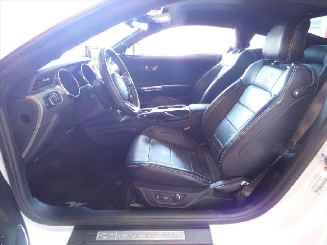 FORD MUSTANG 2015 Image 31