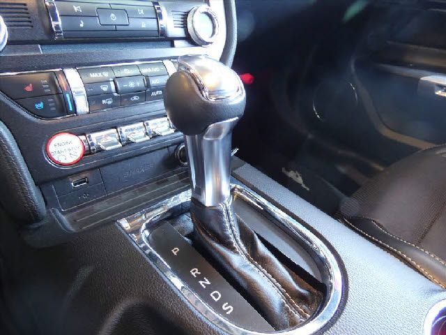 FORD MUSTANG 2015 Image 31