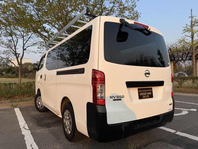 NISSAN NV350 CARAVAN 4WD 2014 Image 31