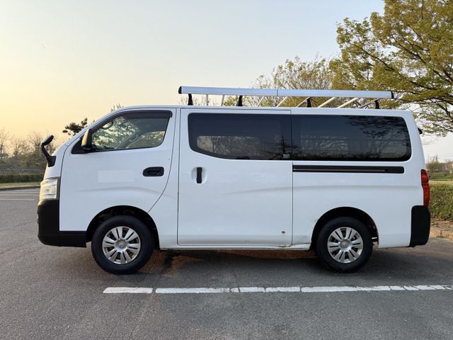 NISSAN NV350 CARAVAN 4WD 2014 Image 31
