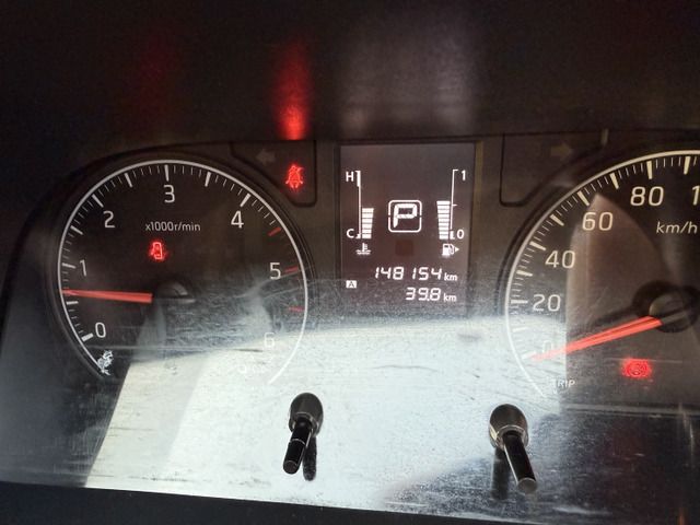 NISSAN NV350 CARAVAN 4WD 2014 Image 31