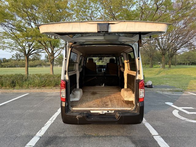 NISSAN NV350 CARAVAN 4WD 2014 Image 31