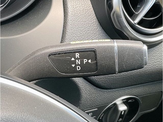 MERCEDES BENZ GLA CL 2019 Image 31