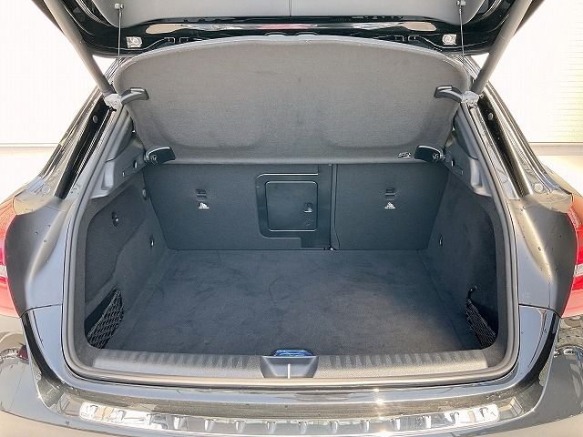 MERCEDES BENZ GLA CL 2019 Image 31