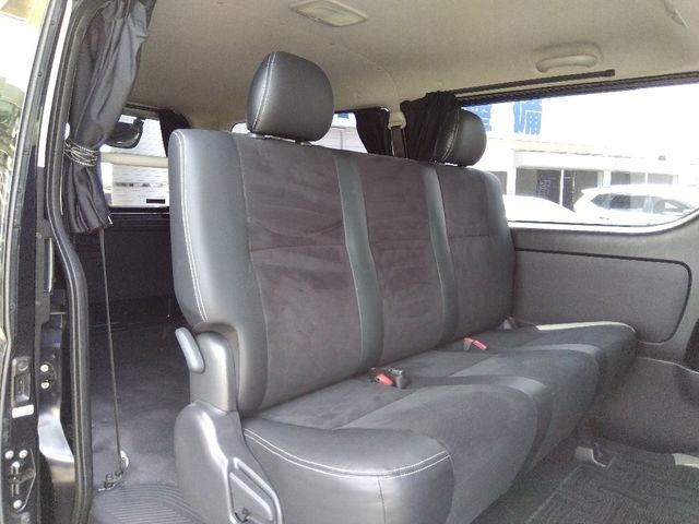 TOYOTA HIACE VAN 4WD 2015 Image 31