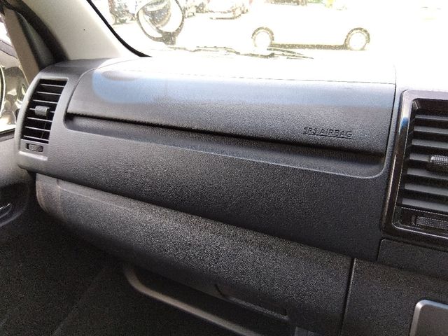 TOYOTA HIACE VAN 4WD 2015 Image 31