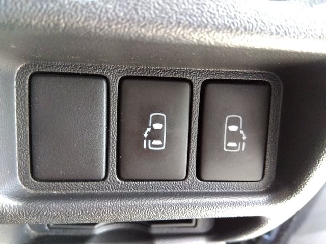 TOYOTA HIACE VAN 4WD 2015 Image 31