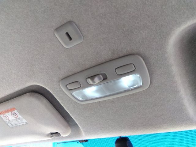 TOYOTA HIACE VAN 4WD 2015 Image 31