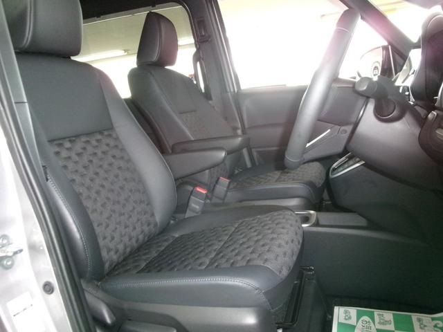 TOYOTA VOXY HYBRID 4WD 2023 Image 31