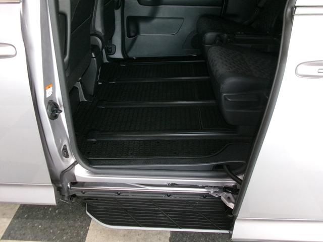 TOYOTA VOXY HYBRID 4WD 2023 Image 31