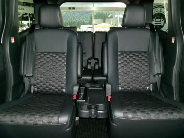 TOYOTA VOXY HYBRID 4WD 2023 Image 31