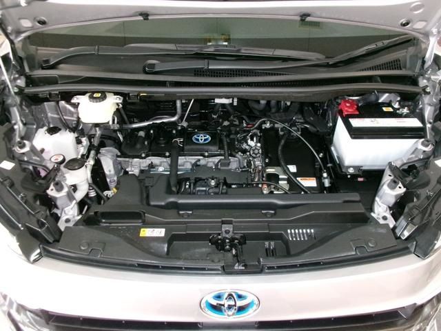 TOYOTA VOXY HYBRID 4WD 2023 Image 31