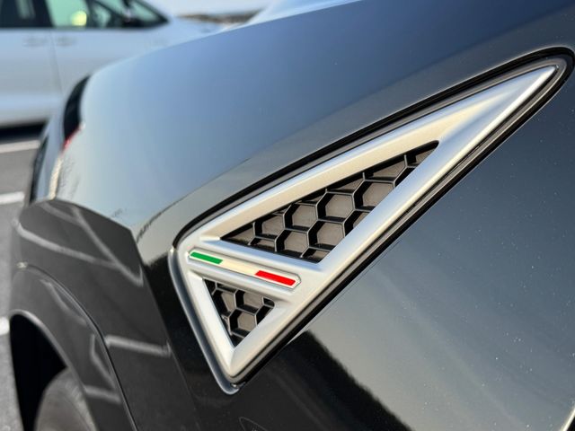 LAMBORGHINI URUS 2020 Image 31