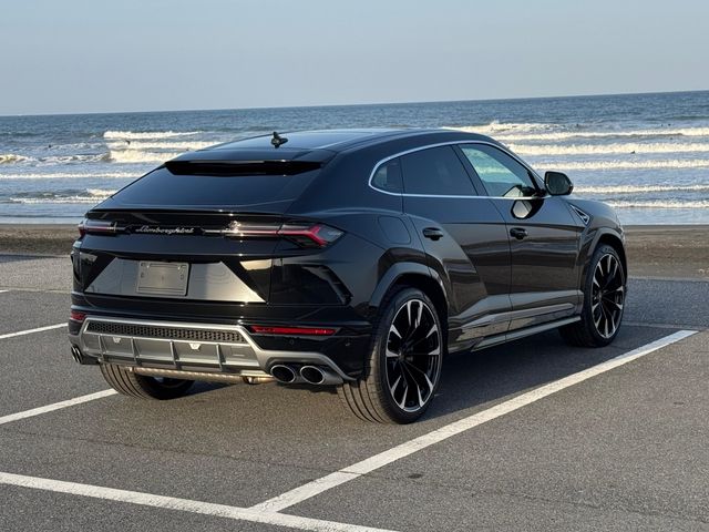 LAMBORGHINI URUS 2020 Image 31