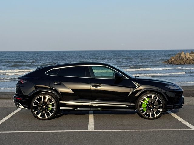 LAMBORGHINI URUS 2020 Image 31