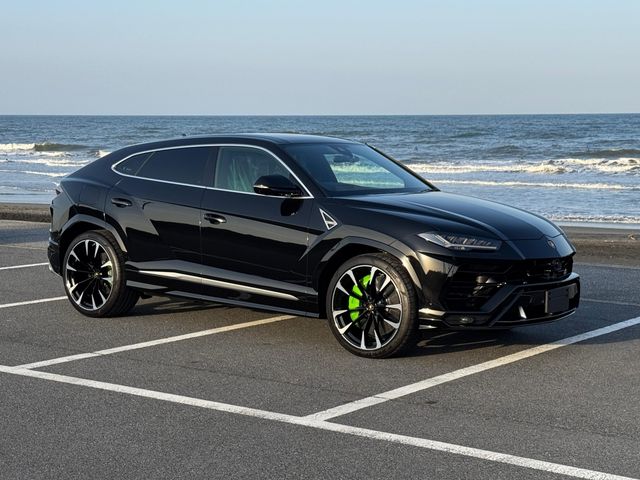 LAMBORGHINI URUS 2020 Image 31