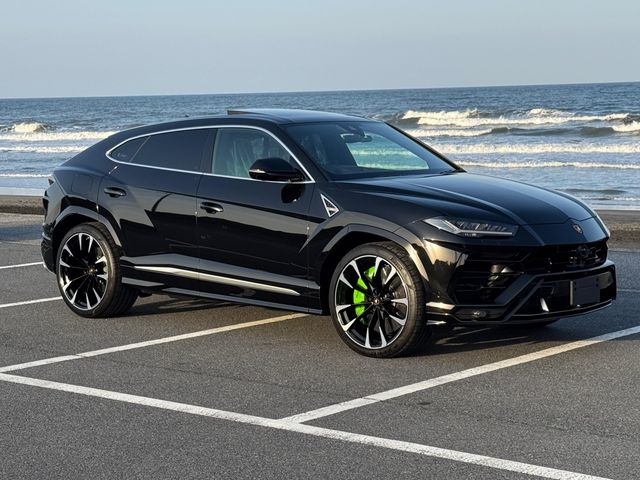 LAMBORGHINI URUS 2020 Image 31