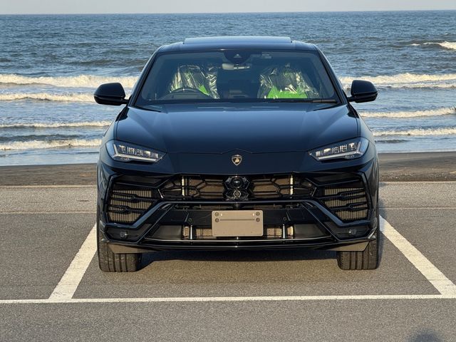 LAMBORGHINI URUS 2020 Image 31