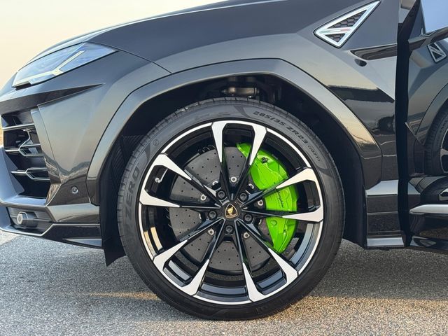 LAMBORGHINI URUS 2020 Image 31