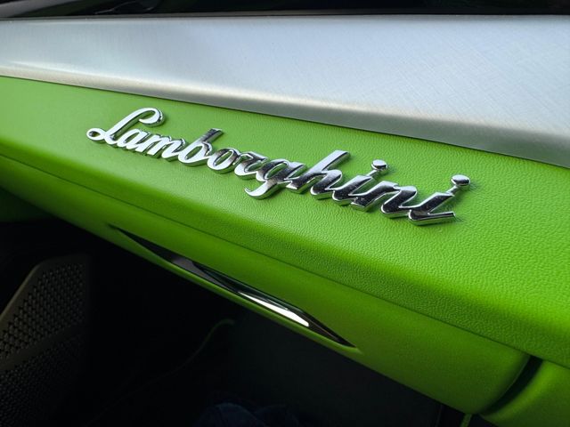 LAMBORGHINI URUS 2020 Image 31