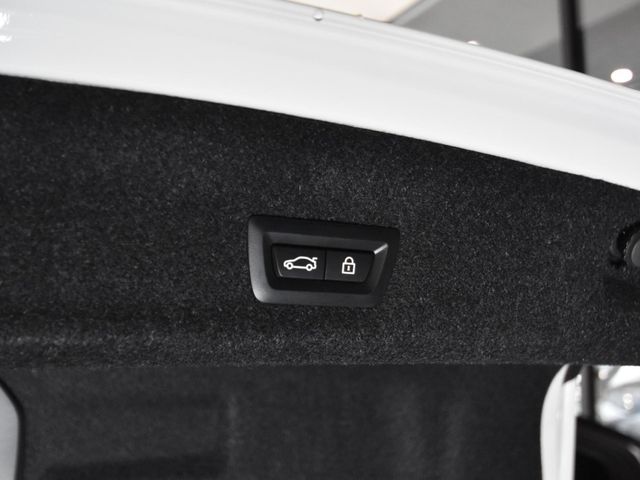 BMW 3SERIES SEDAN 2023 Image 31