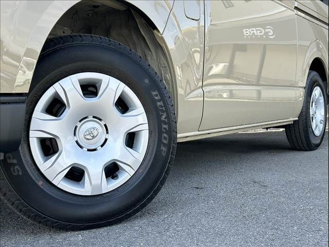 TOYOTA HIACE VAN 4WD 2024 Image 31