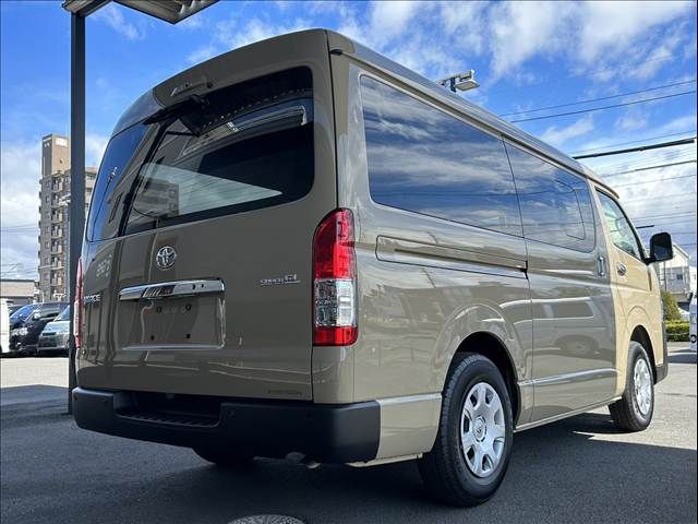 TOYOTA HIACE VAN 4WD 2024 Image 31