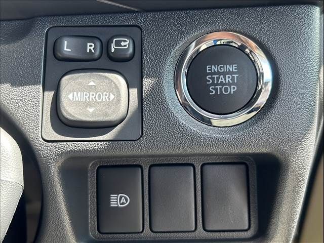 TOYOTA HIACE VAN 4WD 2024 Image 31