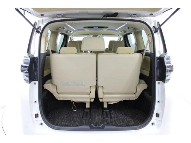 TOYOTA VELLFIRE 2019 Image 31