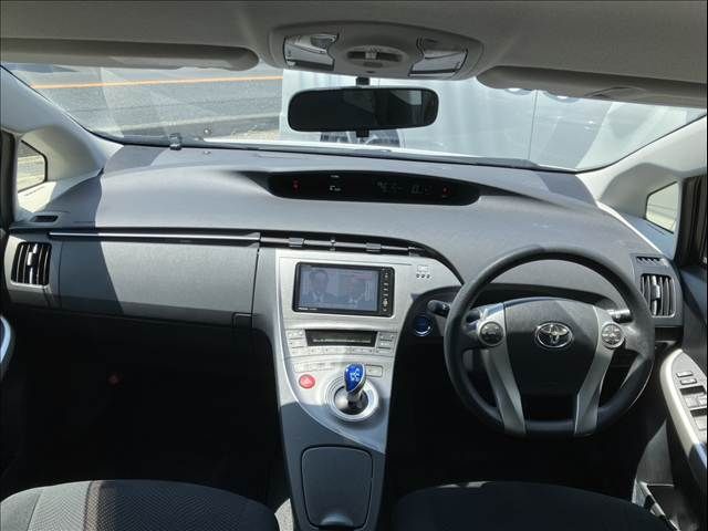 TOYOTA PRIUS 2014 Image 31