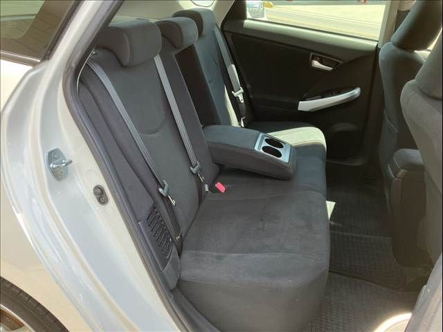 TOYOTA PRIUS 2014 Image 31