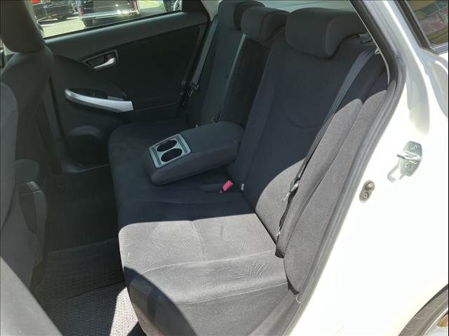 TOYOTA PRIUS 2014 Image 31