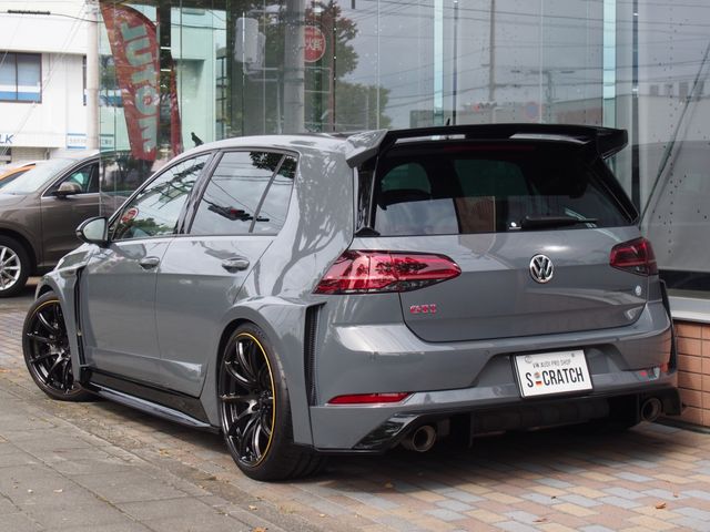 VOLKSWAGEN GOLF GTI 2019 Image 31