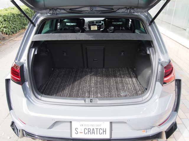 VOLKSWAGEN GOLF GTI 2019 Image 31