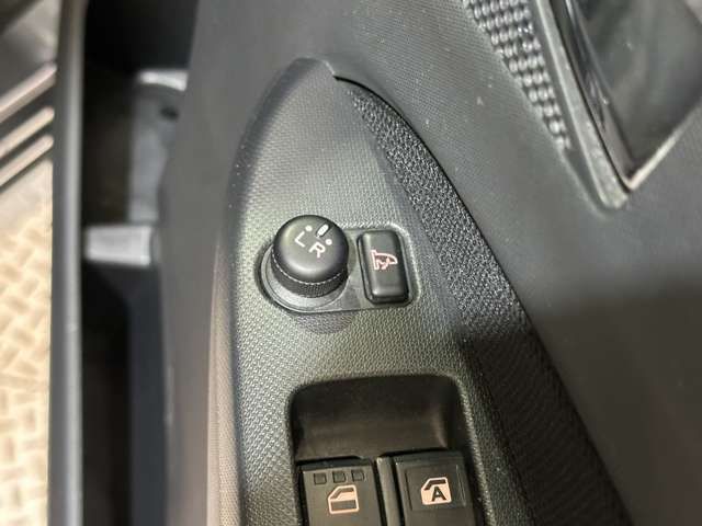 DAIHATSU MOVE CUSTOM 2013 Image 31