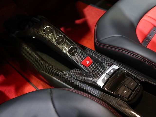 FERRARI 488SPIDER 2018 Image 31