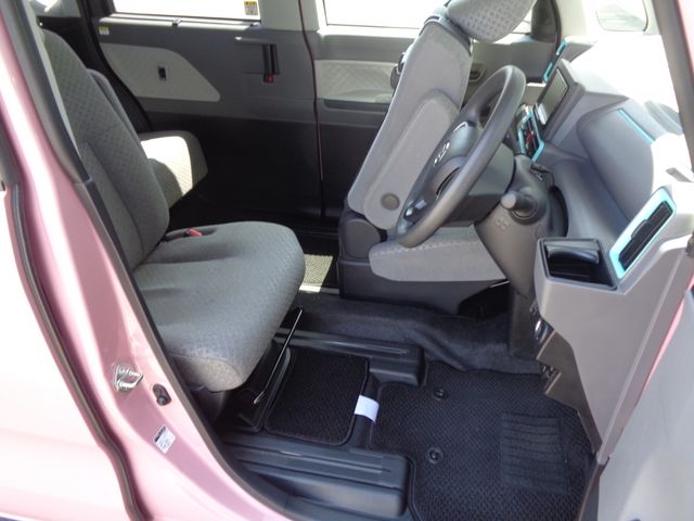 DAIHATSU TANTO 2020 Image 31