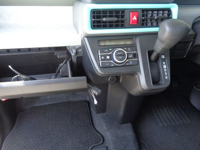 DAIHATSU TANTO 2020 Image 31