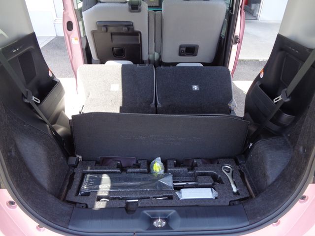 DAIHATSU TANTO 2020 Image 31