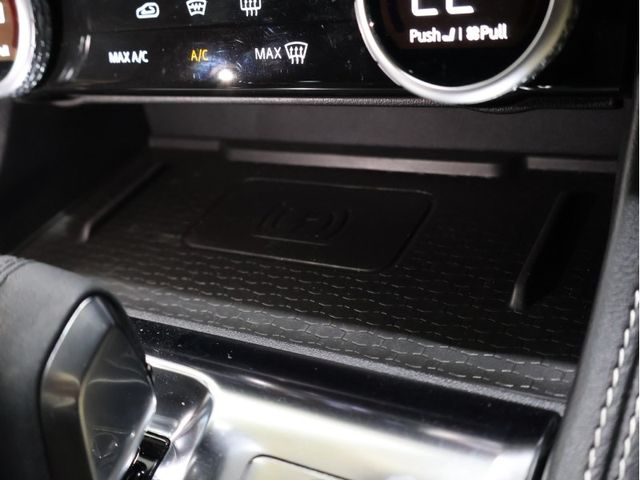 JAGUAR F-PACE 2024 Image 31