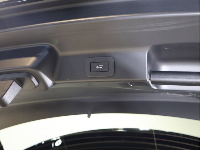 JAGUAR F-PACE 2024 Image 31