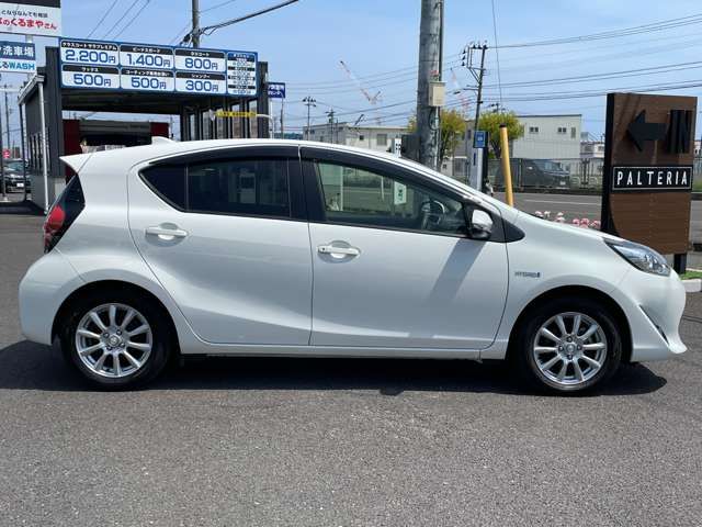 TOYOTA AQUA 2018 Image 31