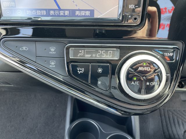 TOYOTA AQUA 2018 Image 31