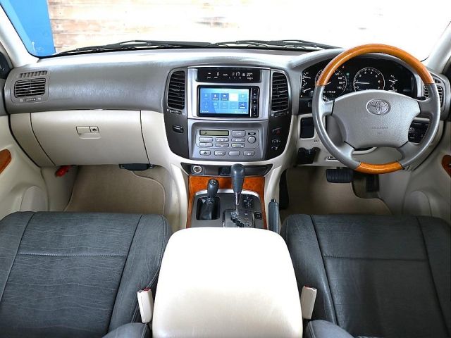 TOYOTA LANDCRUISER WAGON 2003 Image 31