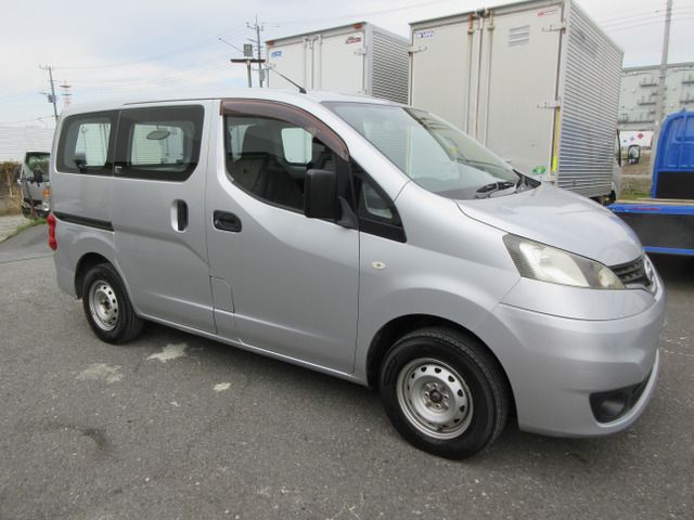 NISSAN NV200 VANETTE VAN 2011 Image 31
