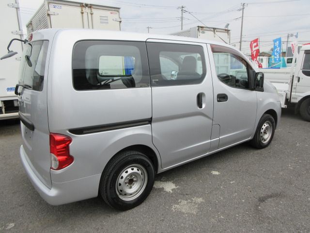 NISSAN NV200 VANETTE VAN 2011 Image 31