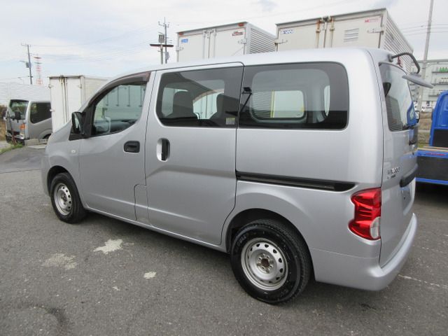 NISSAN NV200 VANETTE VAN 2011 Image 31