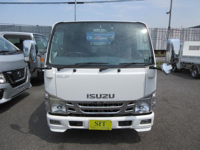 ISUZU  2011 Image 31
