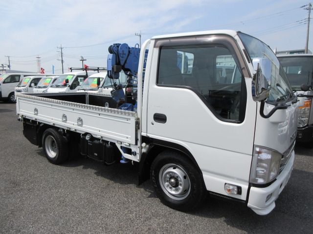ISUZU  2011 Image 31